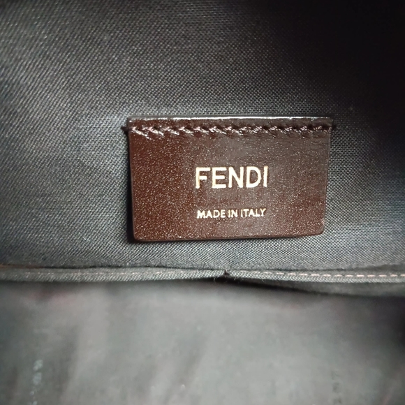 Vintage Fendi Purse - Picture 6 of 10